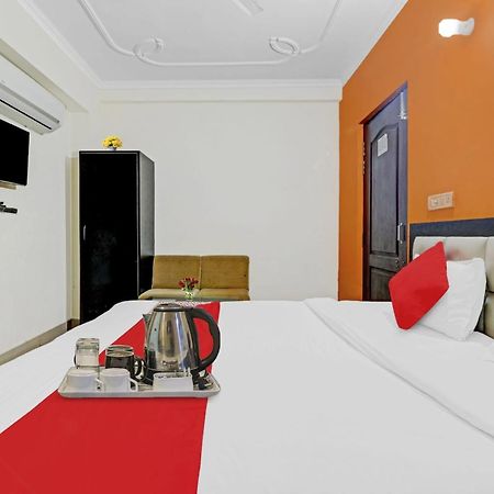 Hotel O J.D Palace Chinhat Exteriér fotografie
